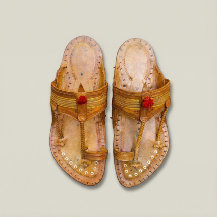 Senapati Kapshi Kolhapuri Chappal – Handcrafted Broad-Point Leather Sandals